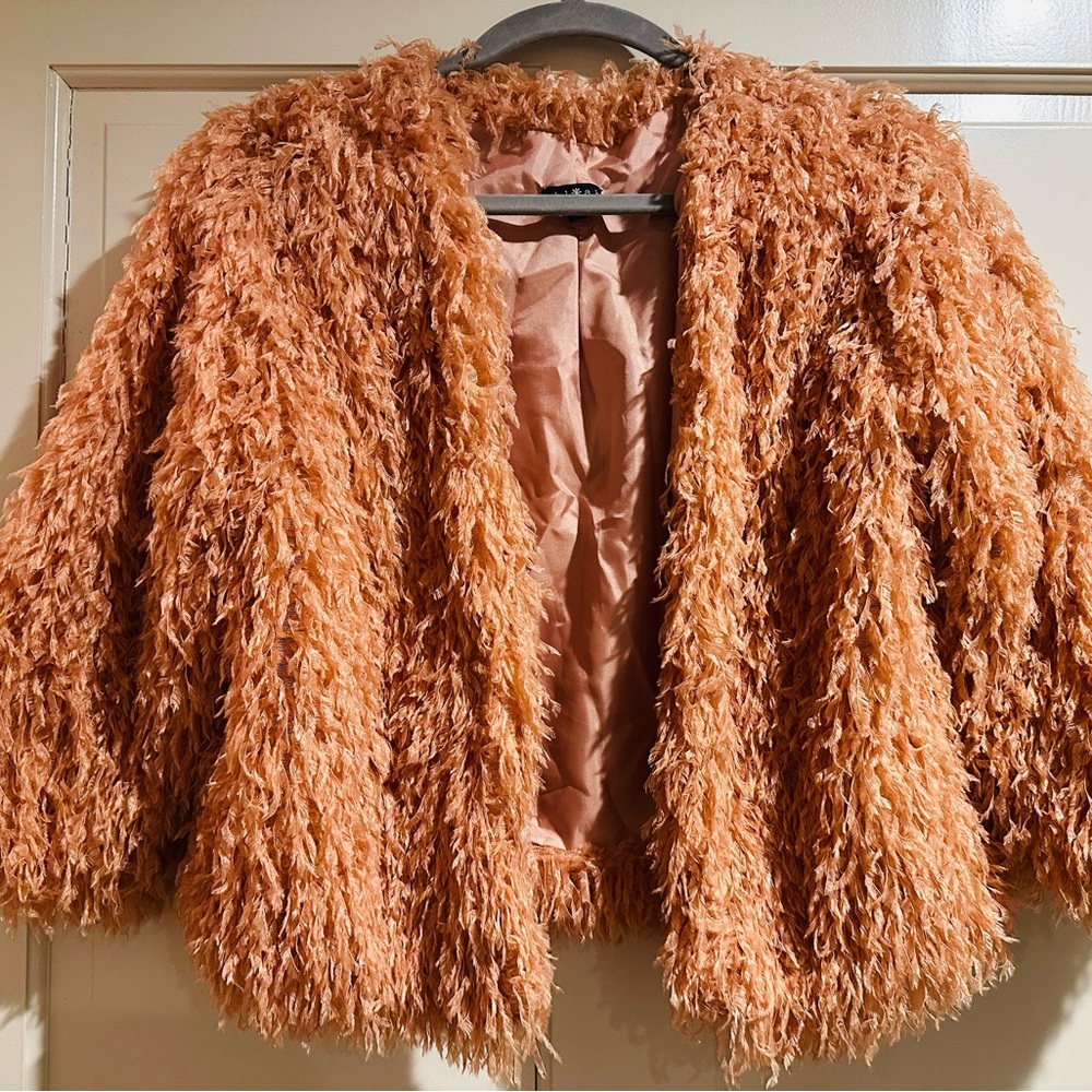 Clash Faux Fur Shaggy Jacket in Blush Pink